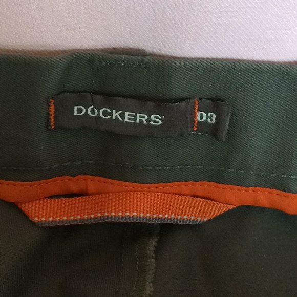 FINAL SALE PRICE Excellent Green Dockers Slacks in 44 x 30 - Picture 5 of 8